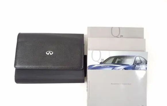 Infiniti Q70 Y51 Owners service history hand book 