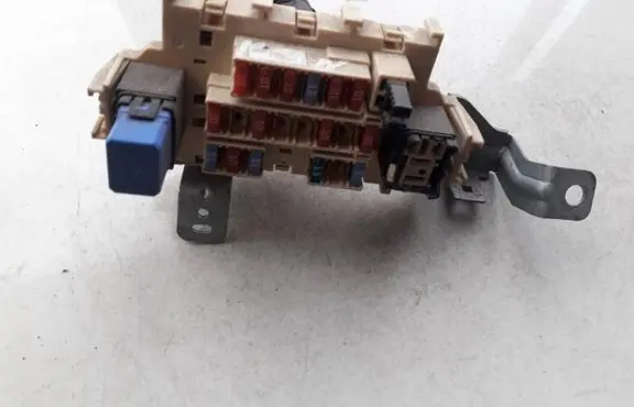 Nissan Note (E11) Fuse box set