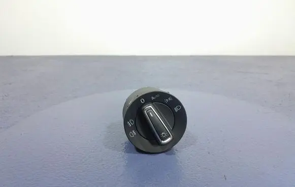 Light switch