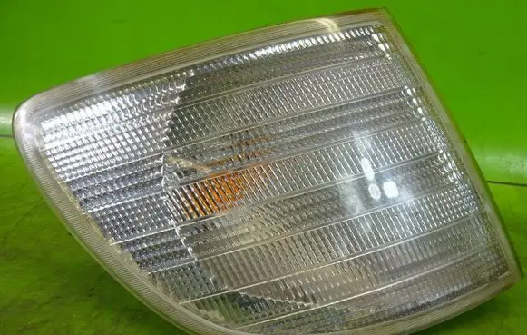 Mercedes-Benz Vito Viano W638 Front indicator light 