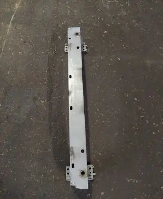 Toyota Auris E180 Front bumper cross member 