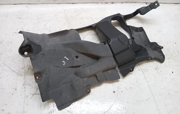BMW 7 F01 F02 F03 F04 Rear/tail light trim molding 7185169