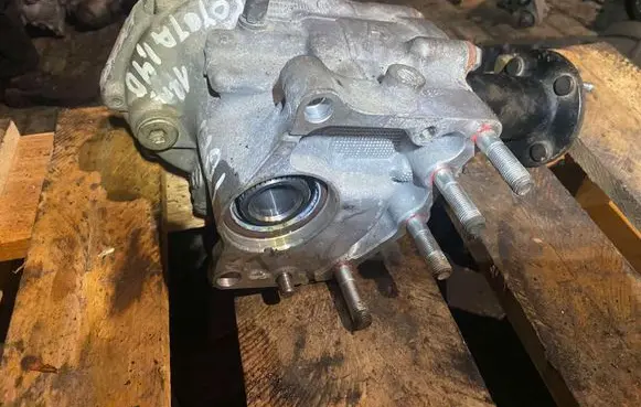 Toyota Auris 150 Gearbox transfer box case 