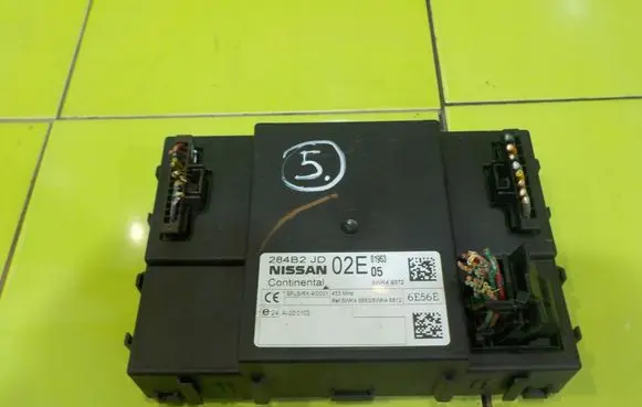 Nissan Qashqai Central body control module 284B2JD02E05
