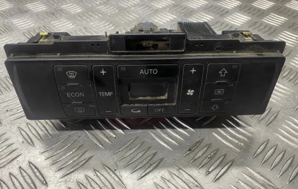 Audi A4 S4 B6 8E 8H Climate control unit 8D0820043M 5HB00790805