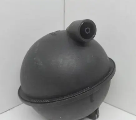 Vacuum air tank