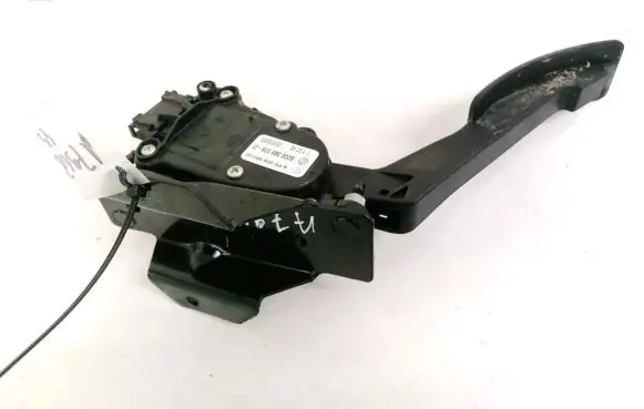 Dacia Sandero Accelerator throttle pedal 8200386506 6PV00908502