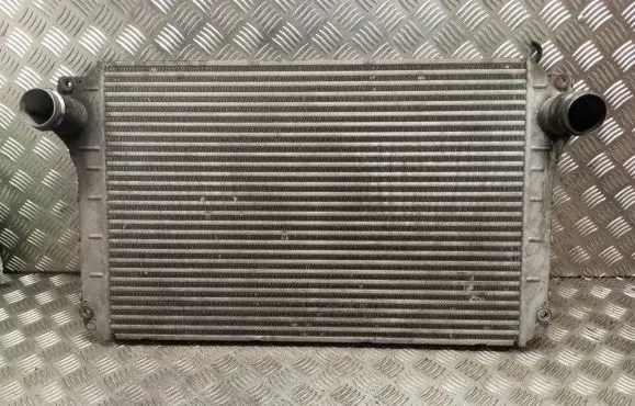 Toyota Avensis T250 Intercooler radiator