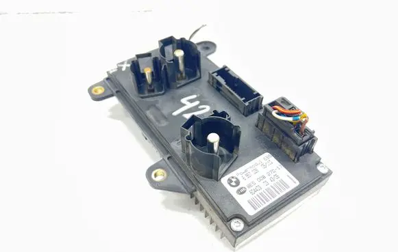 BMW 7 E65 E66 Power management control unit 6957026