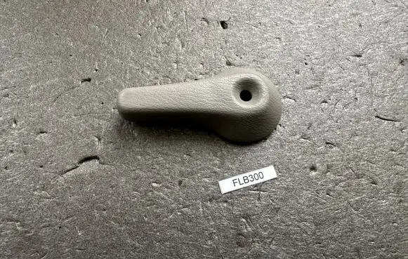Nissan Patrol Y61 Seat adjustment knob 87610VC700