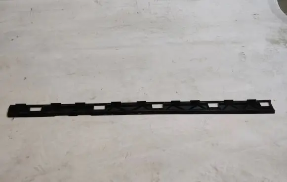 Mercedes-Benz GLE W167 Sill A1676988001