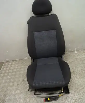 Opel Corsa C Front passenger seat