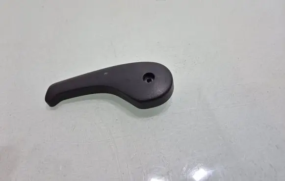 Volvo V40 Engine bonnet (hood) release handle 31826629