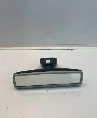 Volkswagen Jetta VI Rear view mirror (interior) E11026141