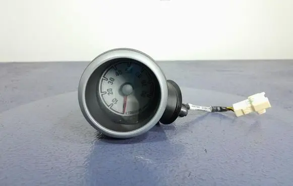 Speedometer (instrument cluster)