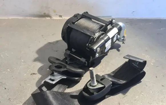 Ford Ranger Rear seatbelt JB3B26611B68A MFB3645502