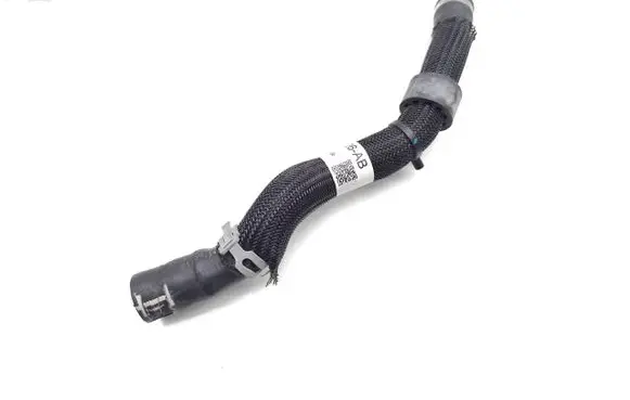 Land Rover Range Rover Evoque L551 Engine coolant pipe/hose L8D2-8D226-AB