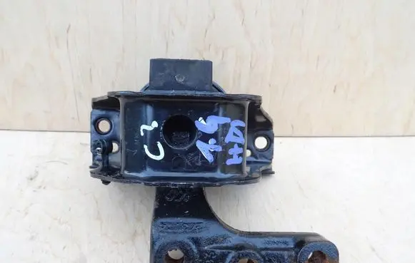 Citroen C3 Engine mount vacuum valve 
