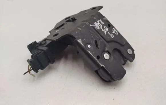 Audi A4 S4 B7 8E 8H Loading door lock 