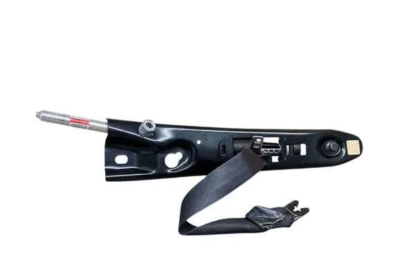 Volvo XC90 Front seatbelt 3999973