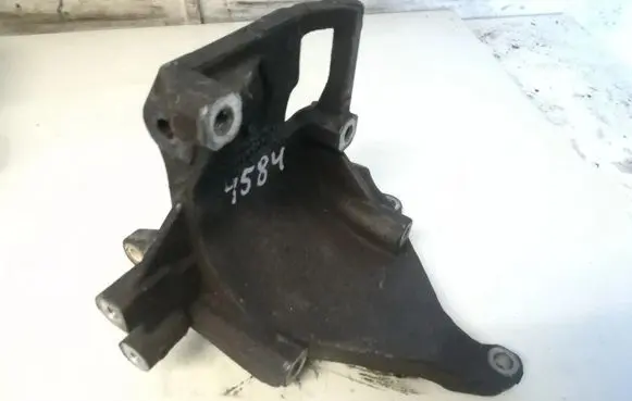 Subaru Forester SG Engine mounting bracket 5370035901 537003-5901