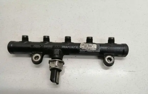 Fuel main line pipe