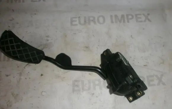 Audi A6 S6 C5 4B Accelerator throttle pedal 8d2721523b 6pv00802609