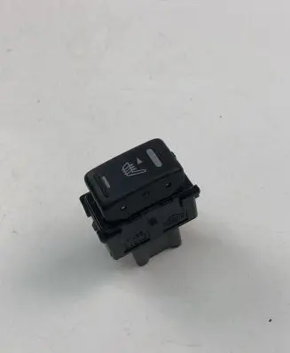 Nissan X-Trail T32 Seat heating switch 123456