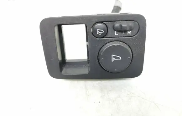Honda CR-V Wing mirror switch M33212