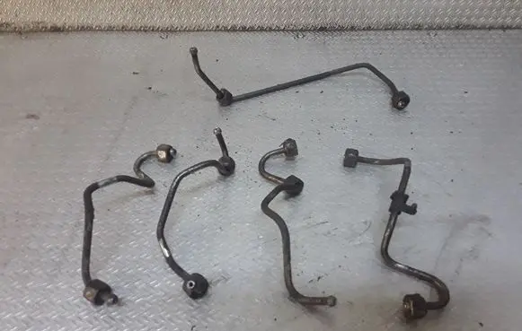Ford S-MAX Fuel injector supply line/pipe 