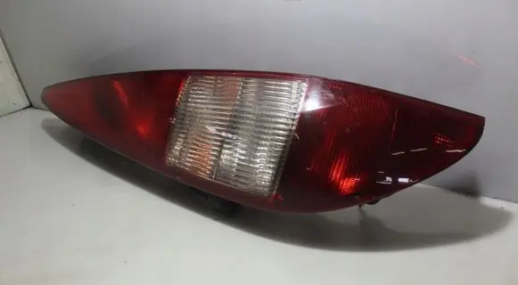Ford Mondeo Mk III Rear/tail lights