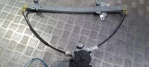 Nissan Almera N16 Sliding door window regulator with motor 114725