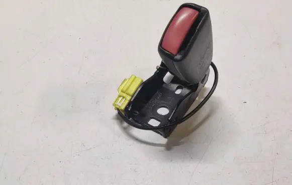 Volvo V70 Rear seatbelt buckle 8632321