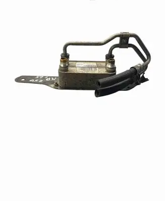 Mercedes-Benz CLS C218 X218 Gearbox / Transmission oil cooler A0995002300