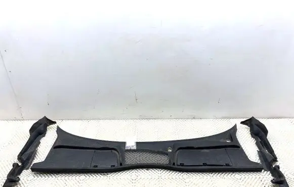 Audi A4 S4 B9 8W Wiper trim 8W1819403