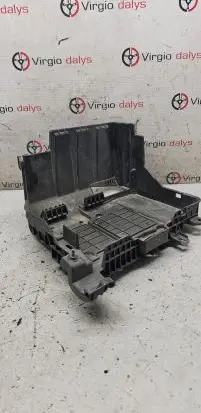 Battery tray