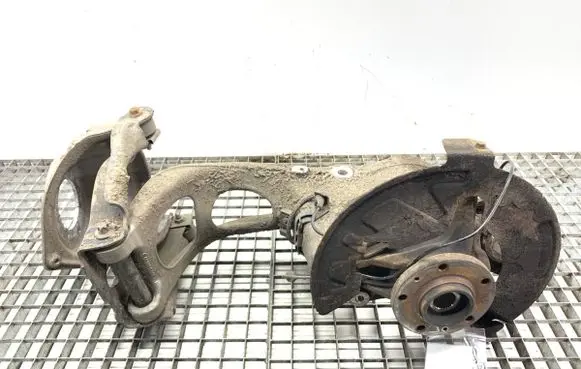 Peugeot 508 Front wheel hub spindle knuckle 9661544680