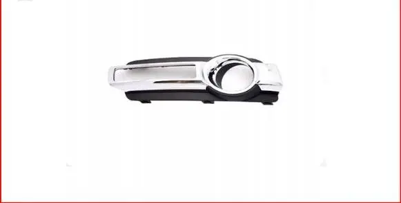 Mitsubishi Pajero Front fog light trim/grill 6400G121