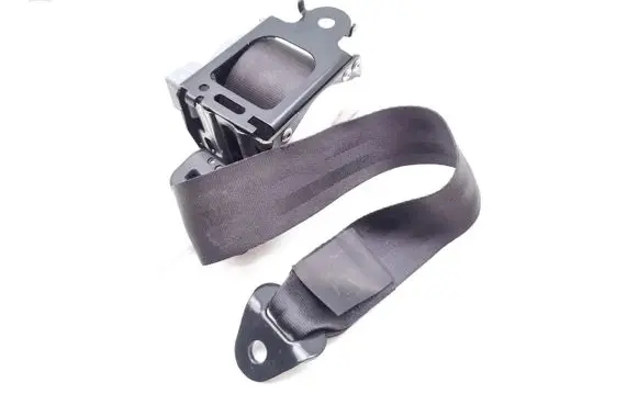 Rear seatbelt