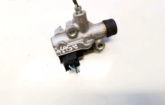 Subaru Outback Clutch master cylinder 008100207a 1564759-2