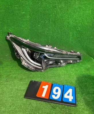 Suzuki Swace Headlight/headlamp 8111002S70 90119225