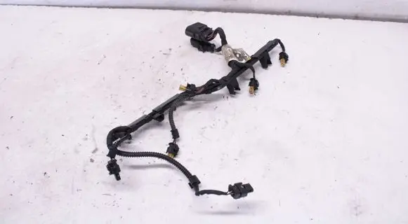 Skoda Superb B6 (3T) Fuel injector wires 06J971082B