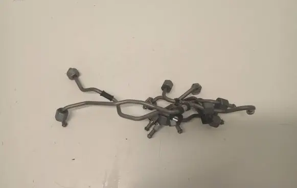 Mercedes-Benz S W222 Fuel line/pipe/hose 