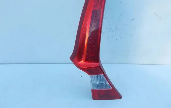 Tailgate rear/tail lights