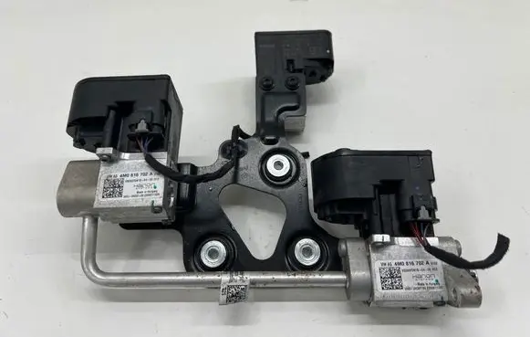 Porsche Taycan 9J1 Air conditioning (A/C) expansion valve 4M0816702A 9J1820743