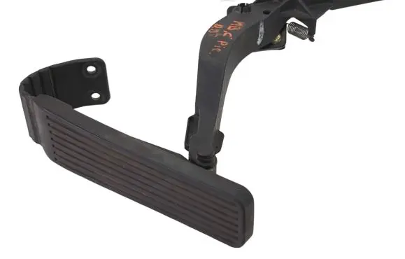 Mercedes-Benz C W202 Accelerator throttle pedal 1293010001 1243011320 2023011520