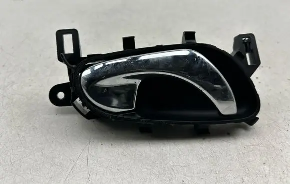 Nissan Qashqai Front door interior handle 806704EA0A