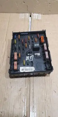 Volkswagen Touran III Fuse box set 3C0937125A