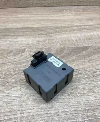 Ford Mondeo MK I Other relay 97BB10E850AA 52010269B L8PYA