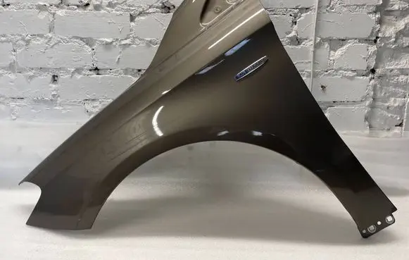 Mercedes-Benz B W246 W242 Fender 